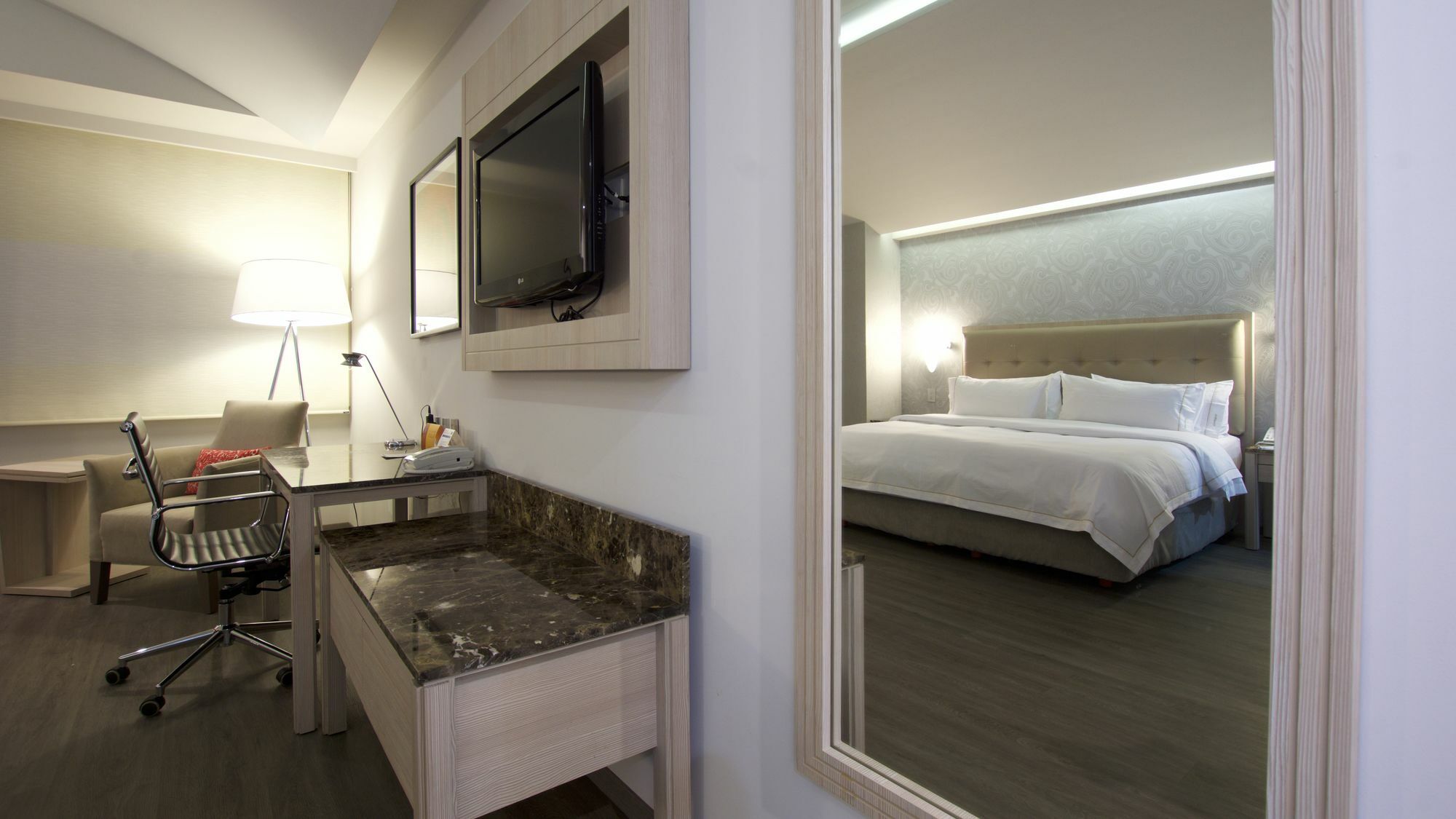 Holiday Inn Express Mexico- Toreo By Ihg Kültér fotó